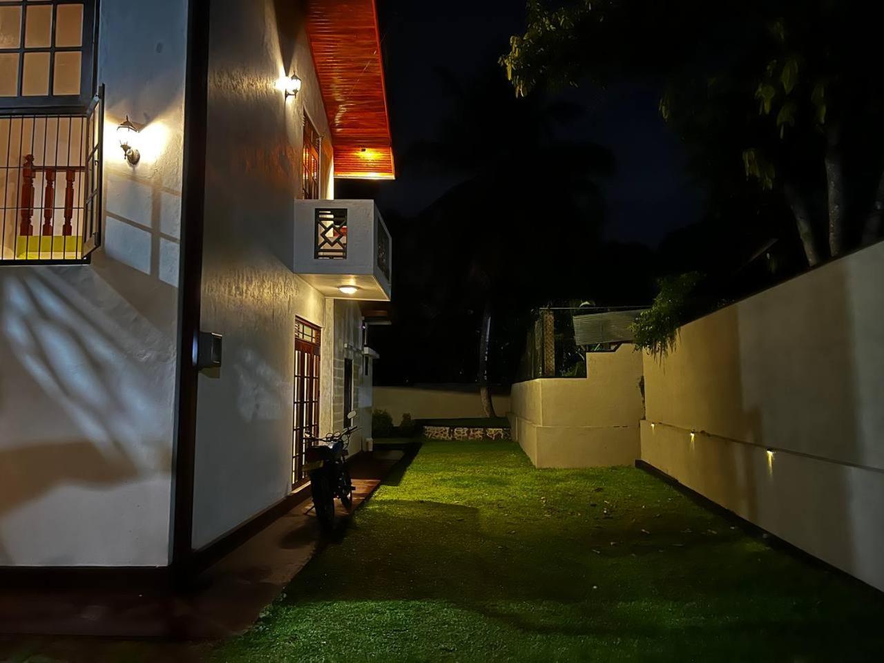 Urban Galle Villa Exterior foto
